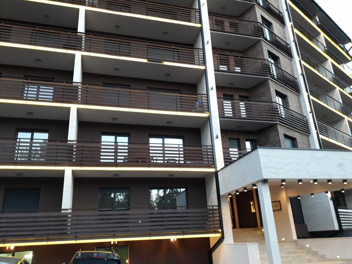 Apartment Pino Bianco 1 - Vila Pekovic Ζλάτιμπορ Εξωτερικό φωτογραφία